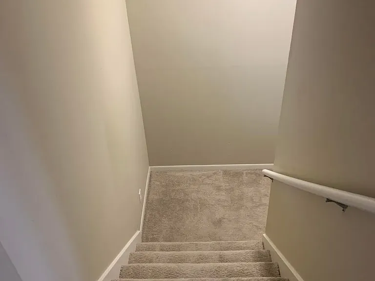 Superior Place Apartments — Photo 68