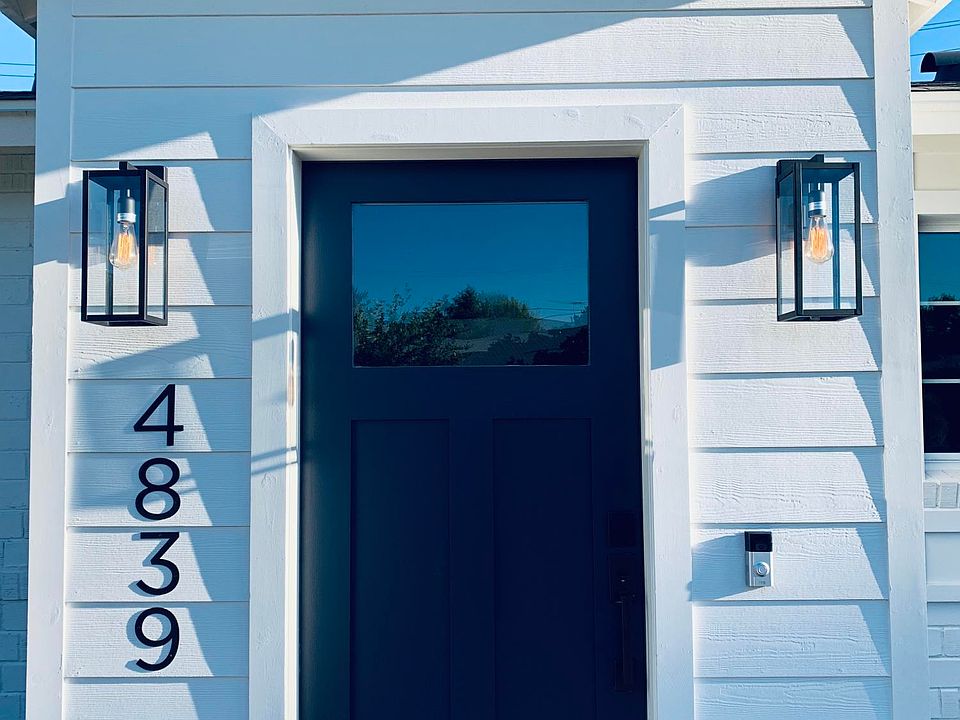1st image of 4839 E Clarendon Ave