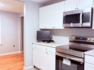 42 Lakeside Ave, Middletown, CT 06457