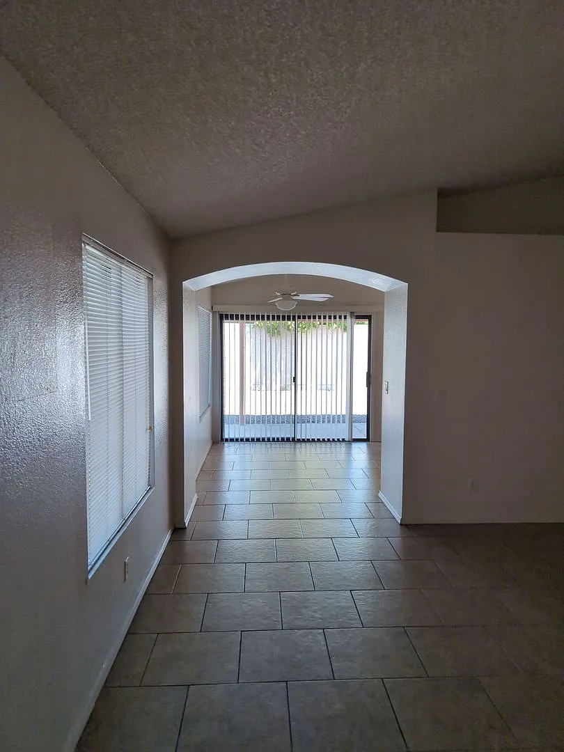 Coming Soon Great Chandler Location — Photo 4