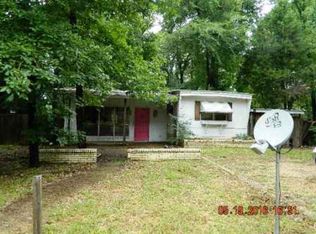307 Live Oak Ln, Mabank, TX 75156