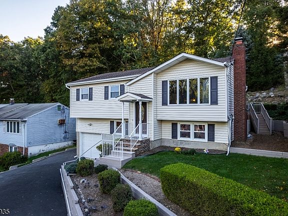 2nd image of 14 White Meadow Rd