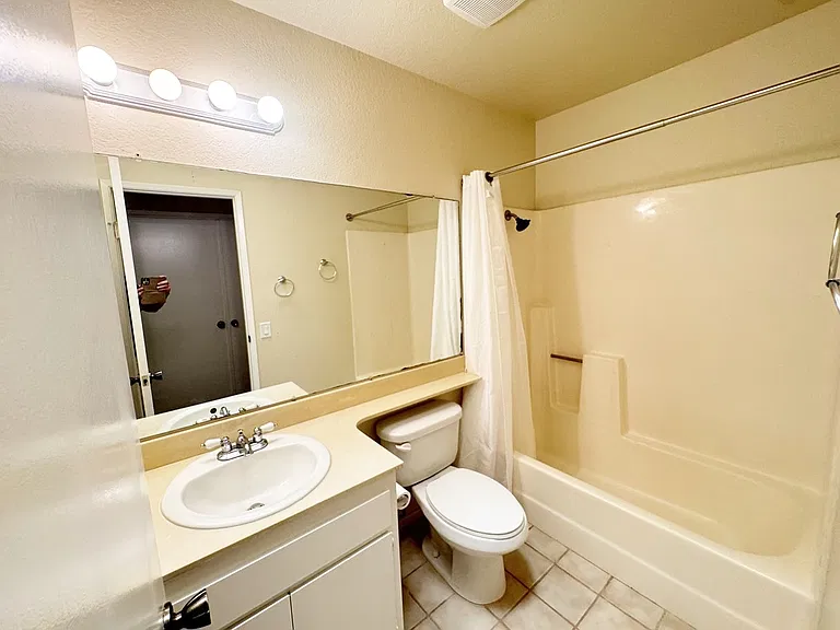 126 Jericho Circle Gln — Photo 20
