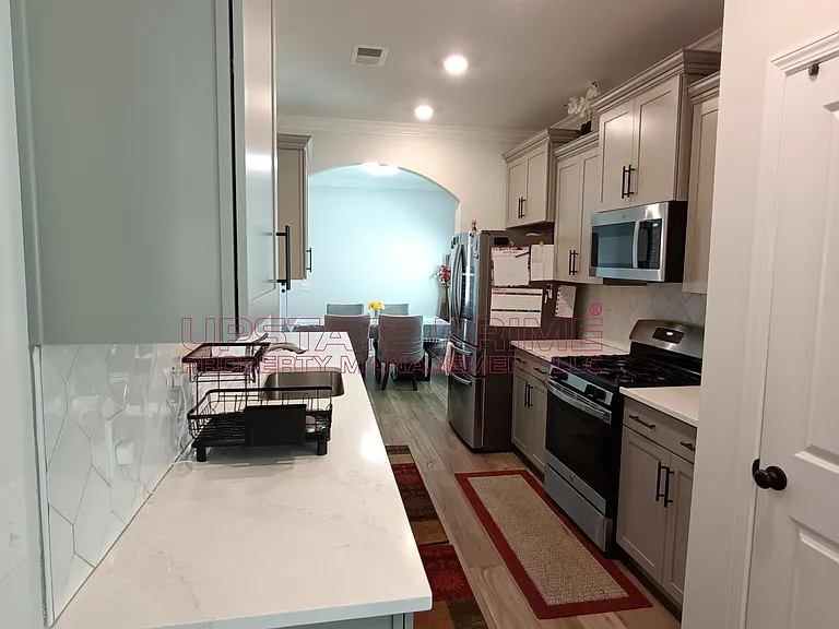 19 Tansey Ct — Photo 8