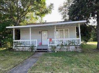 113 N Pearl St, Willow Springs, IL 60480