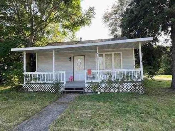 113 N Pearl St, Willow Springs, IL 60480