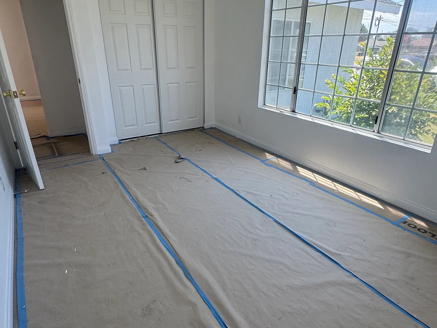 Laurel St, Bellflower — Photo 2