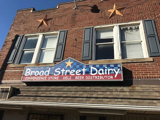 1st image of 1608 Broad St