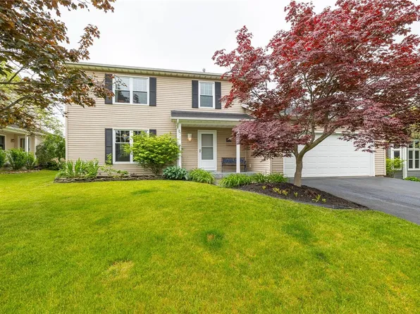 87 Mickens Bnd, West Henrietta, NY 14586