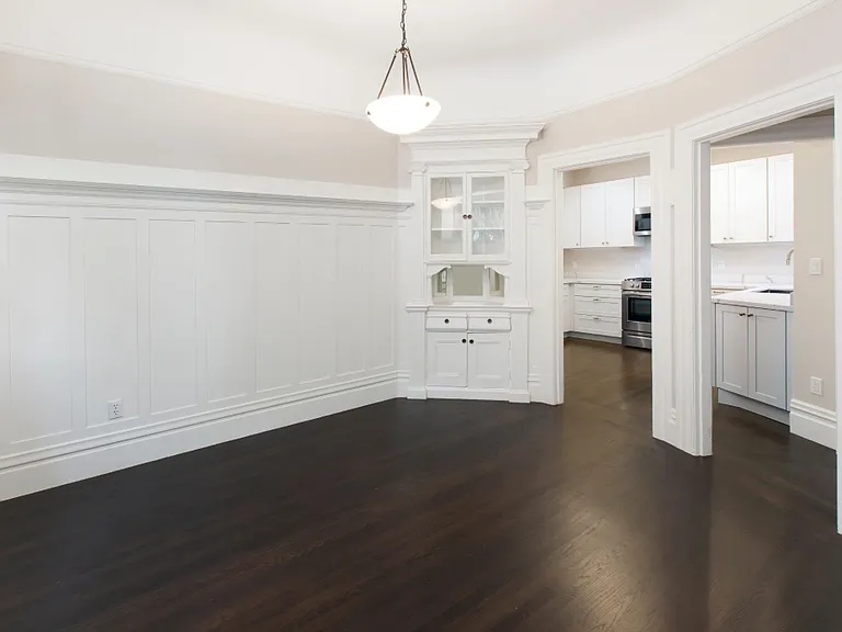 1080 Filbert St — Photo 7