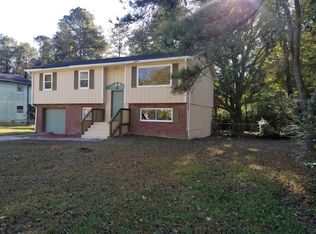 6430 Buckhurst Trl, College Park, GA 30349