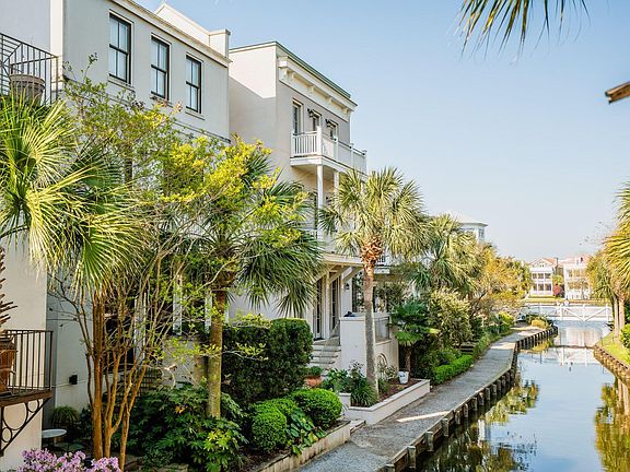 2nd image of 19 Krier Ln