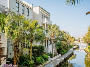 19 Krier Ln, Mount Pleasant, SC 29464