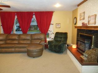 152 NE 10th Ave, Canby, OR 97013