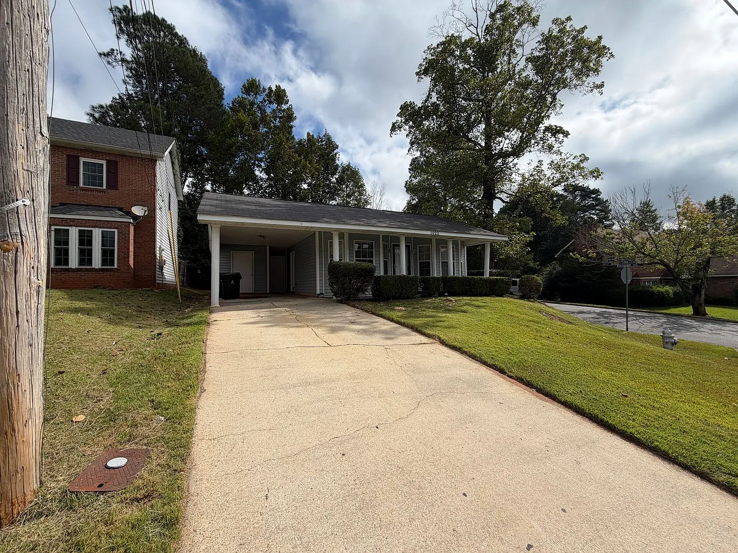 Short Term Lease Available Through April 30! Cute One Level Home In Shelton Park — Photo 2