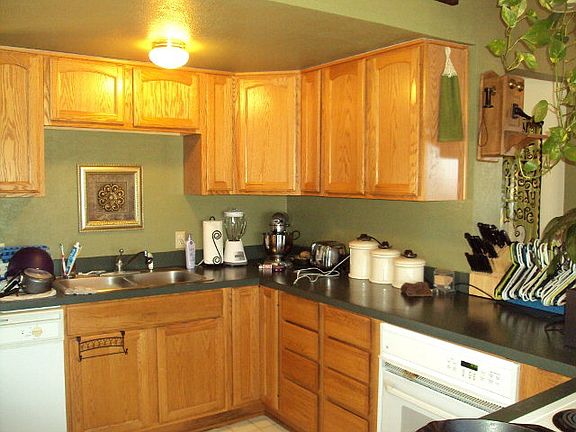 4th image of 126 Lake Dr