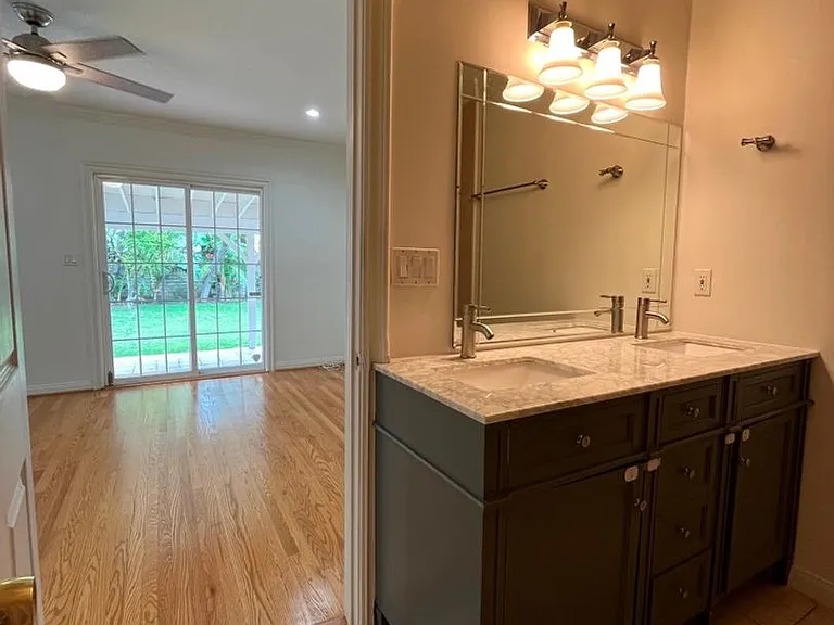 4316 Greenbush Ave — Photo 16