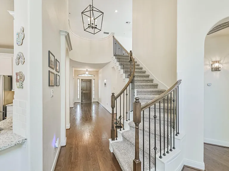 6 S Wheatleigh Dr — Photo 13