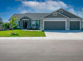 2315 N Bowknot Lake Ave, Star, ID 83669
