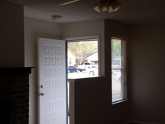 2nd image of 1007 Country Aire Dr