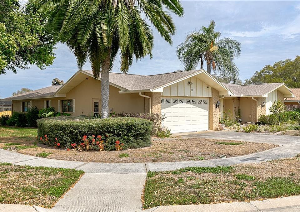 1st image of 201 Meadowcross Dr