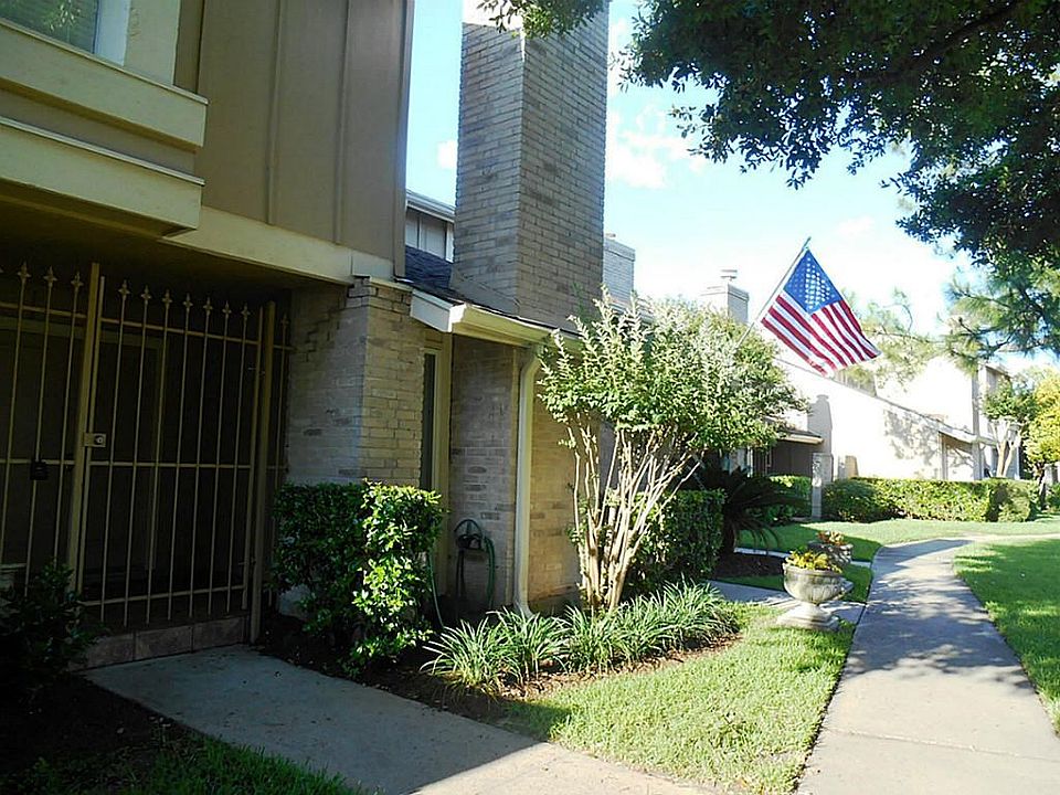 1st image of 11618 Lakeside Park Dr #46