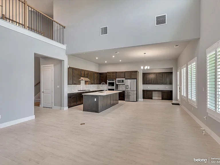 318 Prairie Clover Dr — Photo 6