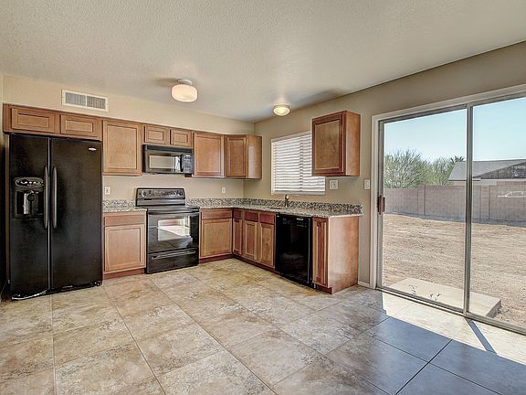 Fully Remodeled with Granite