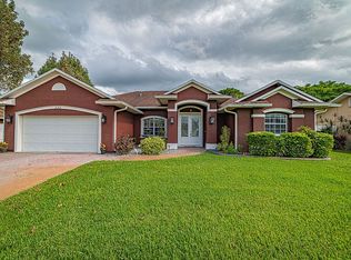 325 Benschop St, Sebastian, FL 32958