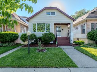 10524 S Eggleston Ave, Chicago, IL 60628