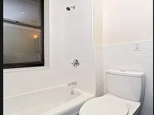 344 East 55th Street 4B image 8 of 8