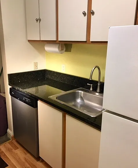 800 N Allen Pl #202 — Photo 6