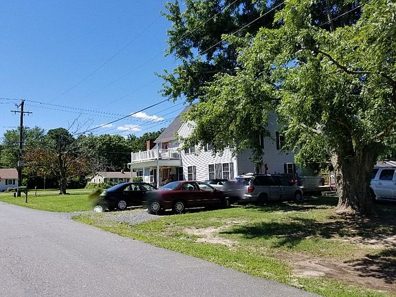 2nd image of 4 Hillcrest Dr