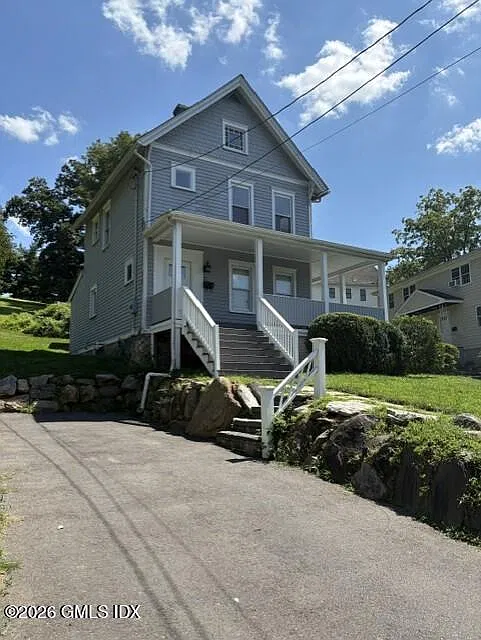 3 bed, 2.5 bath, 1664 sqft, $4,000 — Photo 1