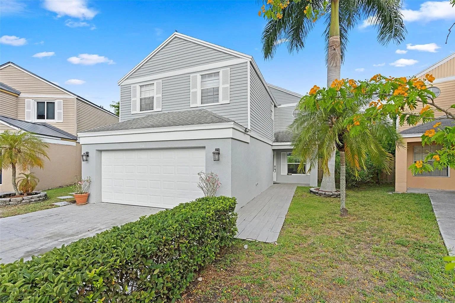 4 bed, 2.5 bath, 2142 sqft, $5,000 — Photo 1