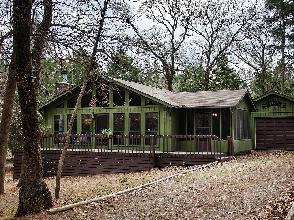 1st image of 215 Larchwood Path