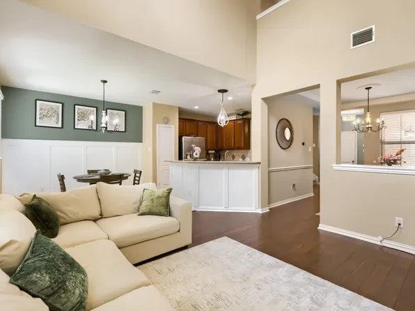 617 Raford Hill Ln, Richardson, TX 75081