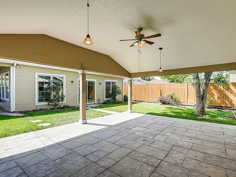 3258 Holly St — Photo 22