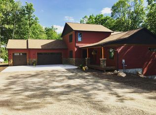 634 236th St, Osceola, WI 54020