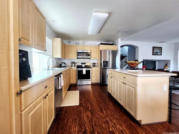 91-1045 Kai Loli St, Ewa Beach, HI 96706