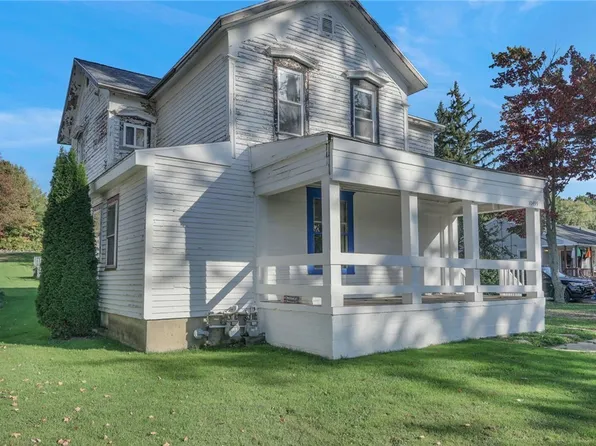 10499 High St, North Collins, NY 14111