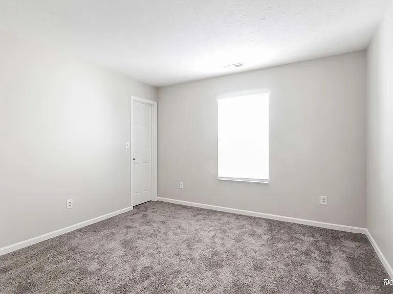 5126 Coloma Ct — Photo 12