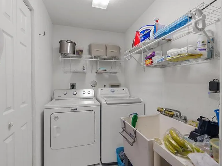 5260 Grande Palm Cir — Photo 26