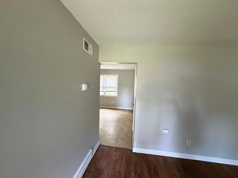 1507 Mary Jane Ave — Photo 7