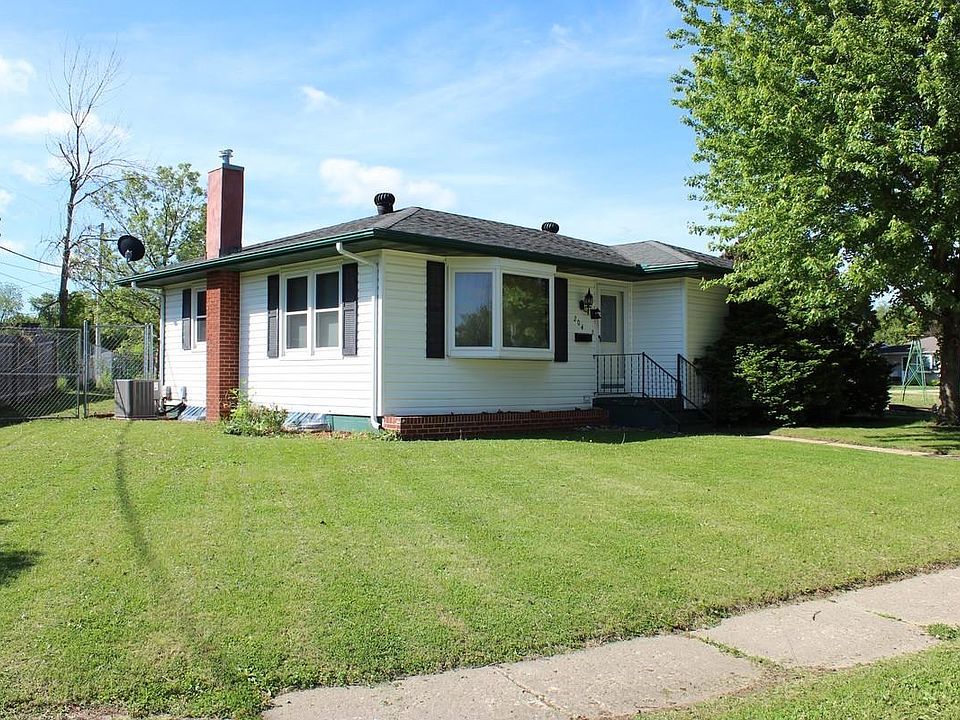 1st image of 204 Charles St
