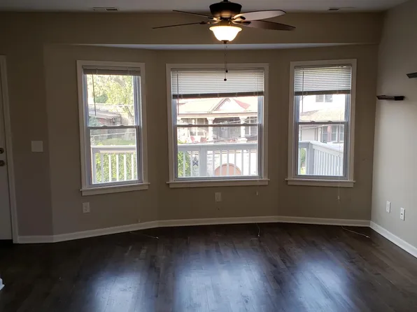 323 E Deer Pl, Milwaukee, WI 53207