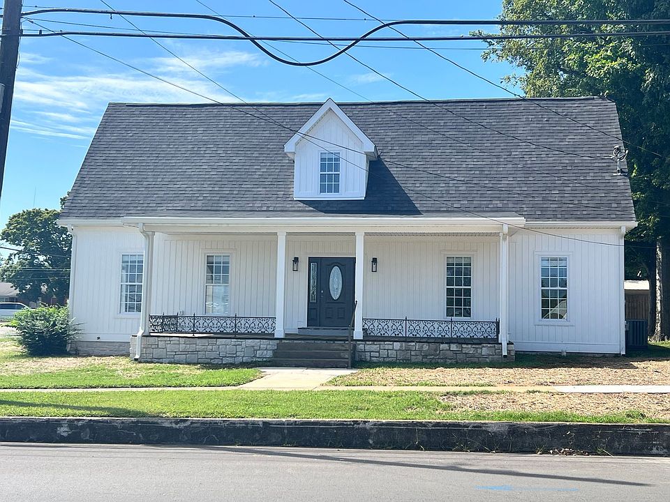 1st image of 301 W Cedar St