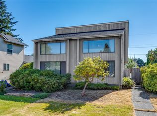 1015 Rockefeller Ave, Everett, WA 98201