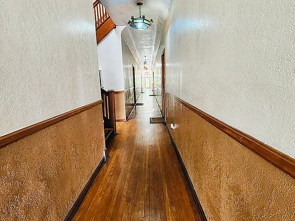 4th image of 1172 N Kingsley Dr APT 203