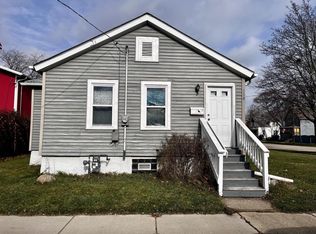 806 45th St, Kenosha, WI 53140